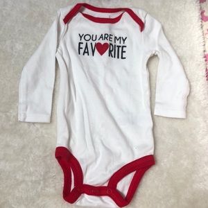 carters you are my favorite onesie size 6 mo✨